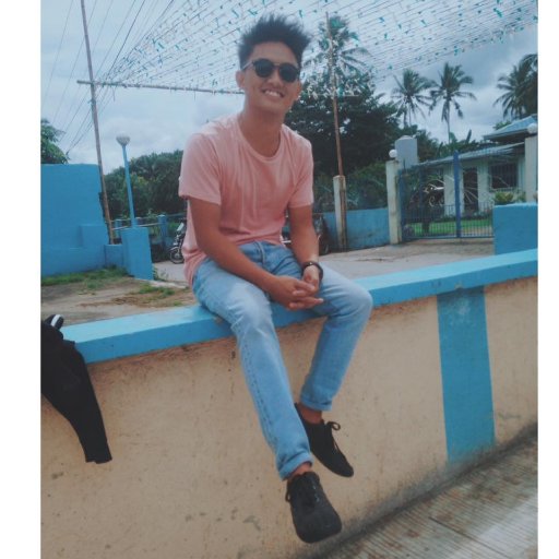 Thomas Rainier Soliven Aquino//born 1997// study at feu/architecture//volleyballplayer//  VXIXMMXVIII❤️👍😘💏👬💑