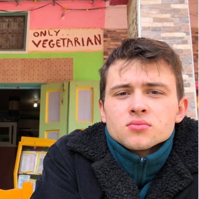 Learning web design and development, wanting earn a lil while doing it as I'm going to AUS at the end of the year and would love to bring my skills abroad :)