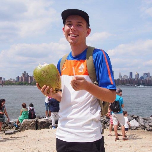 JoevB7's profile picture. even in space they got spaceships