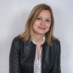 Historiadora del arte y profesora en el Master de Historia del Arte y Cultura Visual, Directora de la Universitat per a Majors