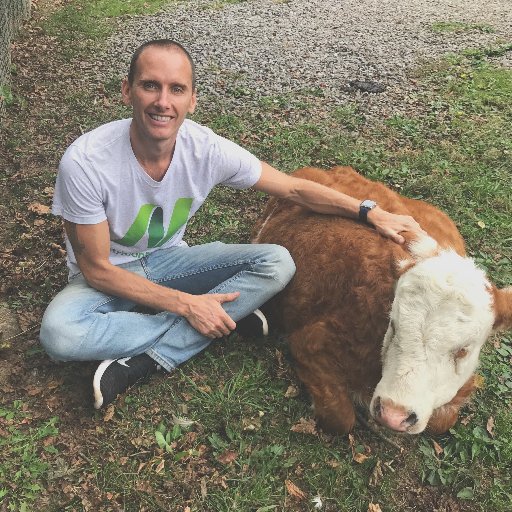 A plant-based diet changed our lives so now we’re on a secret mission to try and save the world. 🐄❤️🥗