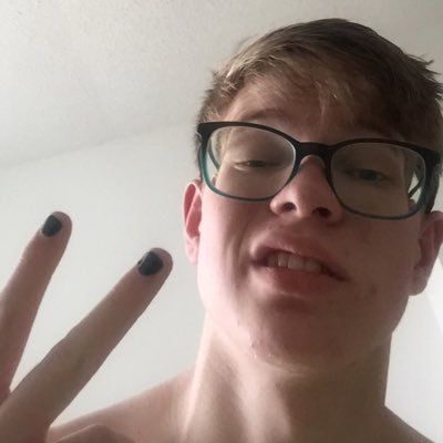 madsexy16's profile picture. it’s ya boi skinny p