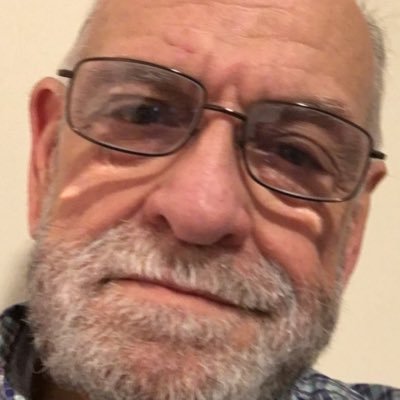 Tellechec's profile picture. Voluntary life observer, curious of all things interesting, and attempt to be a generally good person.