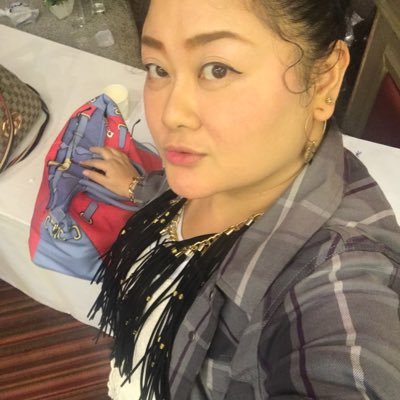 Life is Short...Do What You Love💋 💼HR GOV Officer @MOT 🎓MSW, TU 💖🐷🍳หมูกระทะ 💖🌱ปลูกต้นไม้ 💖ร้องเพลง 💖✈️เที่ยว 🎯ENFP-T 2=98%, 7=98%, 9=89% Enneagram