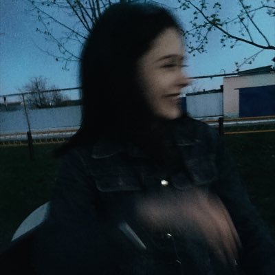 я лина и я забываю про знаки препинания ( еще я шокаю )