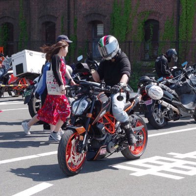 #ktm 新型390duke #mvアグスタ ブルターレ 910s(カスタム中)リトルカブ50 dio バイク乗りの方フォローおなしゃす無言フォロー失礼します ラッピング初心者 Rinda factory justice ホームページ→https://t.co/R7Iu2ceKij