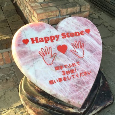 pugsukey's profile picture. 