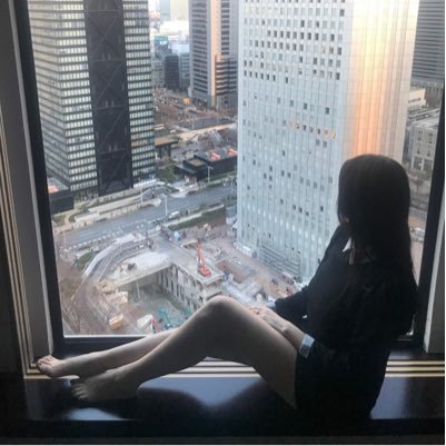 lindaakat's profile picture. I’m just here to read buzzfeed articles.