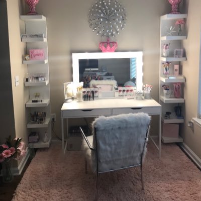 missmamamua's profile picture. 👪☕️🎶🌤🍾💘🍪🌊🍕🌙🌱💃🏻