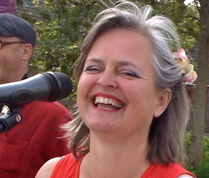 degalan's profile picture. Tussen de regels door luisteren. 

#Freelancer #nieuwe #democratie #samenwerkingsverbanden #framing #communicatie #duurzaam