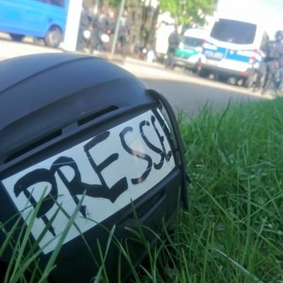 Foto- und Videojournalisten
Proteste | Klima | Gesellschaft | Berichte und Bilder

Unterstützt gern per https://t.co/ql9GX6v20d