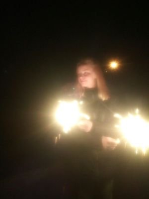 hha8rVRzjPsi4qS's profile picture. Я ж ахуенная, ракетчица.