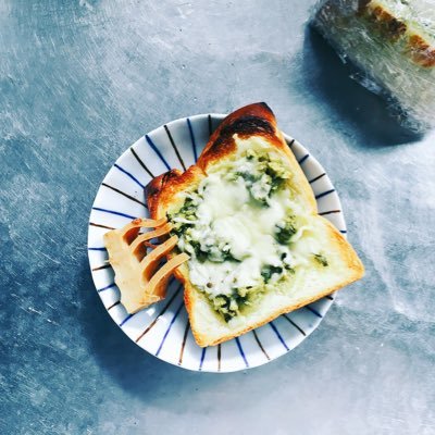 memeto_ko's profile picture. めめとこさんです。アイコンはふきのとうトースト🍞 長女6歳(#2018aug_baby)次女2 歳(#2022feb_baby) まいにちねむいね