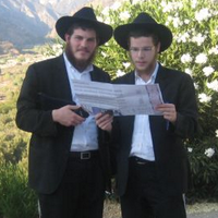 Roving Rabbis (@rovingrabbis) Twitter profile photo