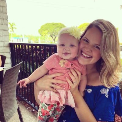 madds_weeks's profile picture. FAU Alumni •TB Rays• Fighting Irish• Mama & Wife 💕• ✝• △⃒⃘• ⚯͛