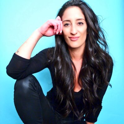 Brand & business coach to modern day entrepreneurs. Known online as The Entrepreneurial Enabler & creator of her signature program Build your Online Empire.