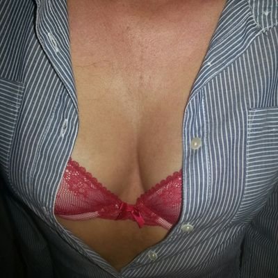 Michell81761042's profile picture. Very horny late forties,happily married to @Mr_Houston1977 looking for that extra bit of fun ***ages 21 and above only***
