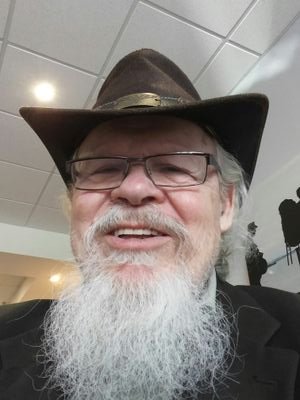 ShalomTomBe1's profile picture. 