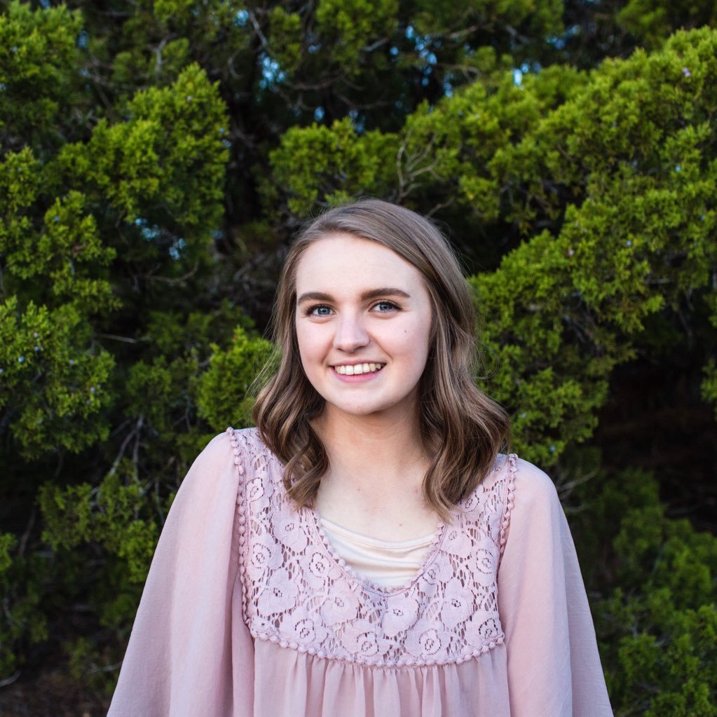 Mmgtrgrl's profile picture. | •heaven-spun •adored •a treasure woven by His love •carefully held safe within His promise •chased •worshipper |