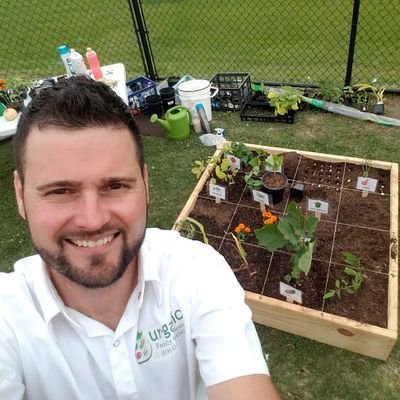 Husband, Father and lover of homegrown vegetables. My goal is to build a healthy organic garden in everyone's back yard. Call or Text 513-GARDEN1 for more info.