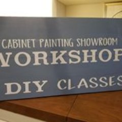 Wood U Paint formally known as Paint the town Tampa. We offer paint and sip classes on canvas and wood sign decor.