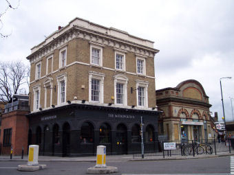 metropolitanw11's profile picture. 