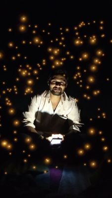I m buisness man in Surat city
My buisness is tea stall
The reason I like you is simple – love, laughter, and your smile.
There are two ways of spreading light