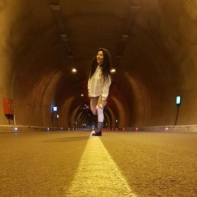 gul_atmaca's profile picture. secilmişlik hissi :)