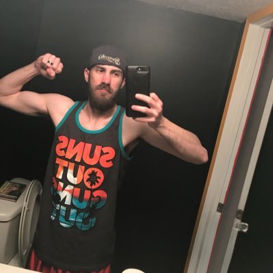 mut player twitch supporter/ streamer. meme er of the muthead clan swat #swatup member of thedawgpound stream team