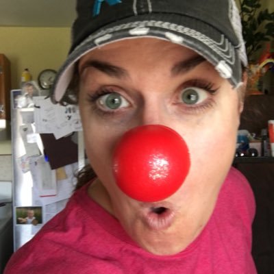 acrackedbelle's profile picture. Grow’dup Sthrn-Hubs rolls 👀 daily 🤷‍♀️-CUAg97 🐅 - NDCattle Rancher- ⏳Long Game w/a Riot of Boys-ADHDvocate - CAPP- @cfredsnap -#curlygirl #adhd