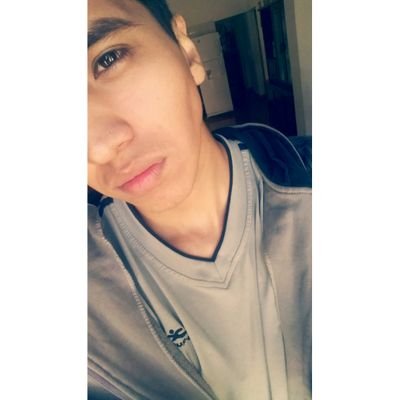 tinchoramoss's profile picture. • Instagram: tinchooramos 

• Capricorniano

                 • Estudiante de Comunicación Social y Turismo