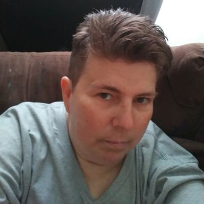 Tracetshelton20's profile picture. Nothing makes me special. Except I adore Adele and her music.