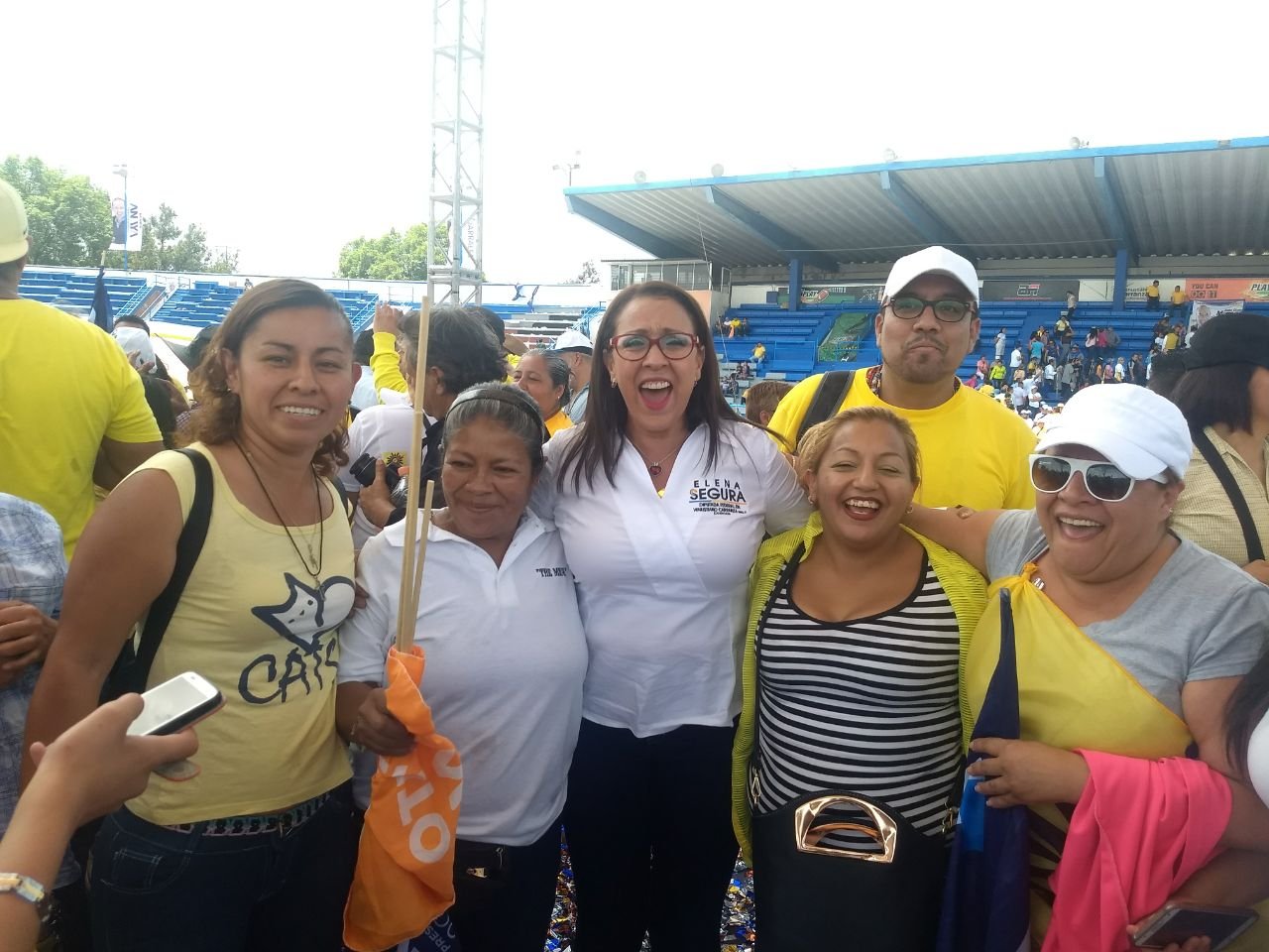 deyaniranuezca2's profile picture. 