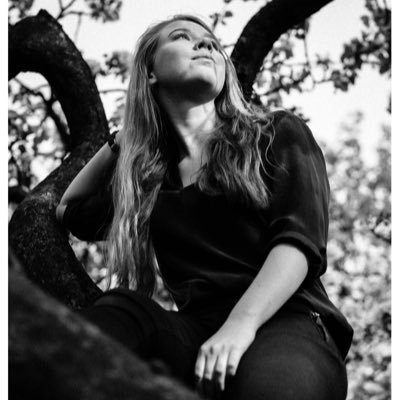 rugilemj's profile picture. Architecture student. Devoted to art and black coffee. Profile and cover photos taken by walking.with