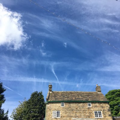 SheffuniW's profile picture. Sheffield University Archaeology undergraduates @ Whirlow Hall Farm #digwhirlow