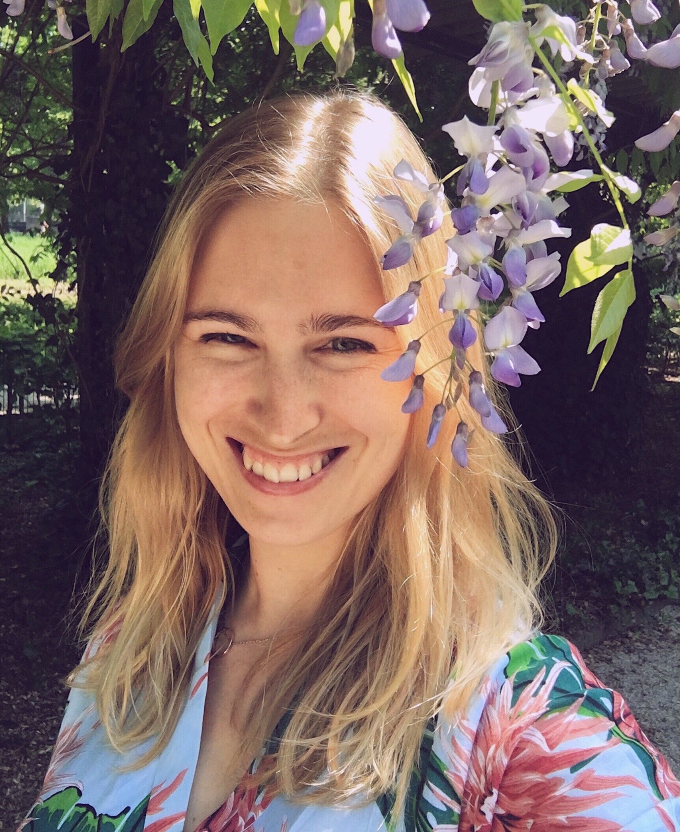 kyntha's profile picture. Visual UI designerd & Illustrator | Hoorn