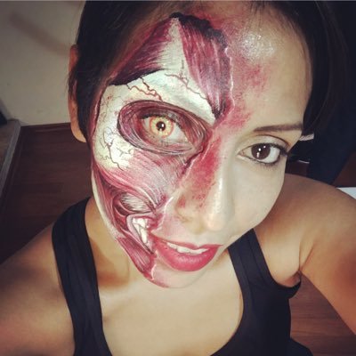 Ilustrador, Artista de Body paint y Face paint.