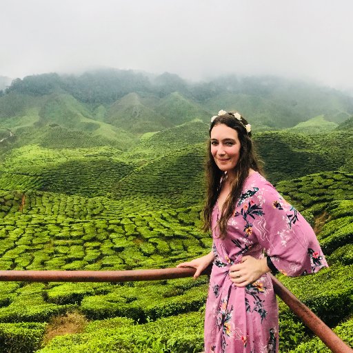 Allegra_Brown's profile picture. Optimistic gemini, librarian 📚, teacher, traveler ✈️, dancer, book lover, and lover of sending 📬mail ❤️