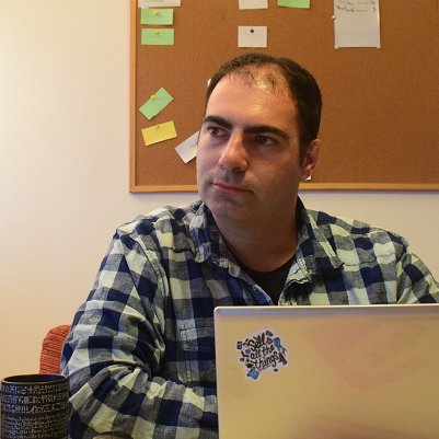 Desarrollador web, amante de la naturaleza, las artes marciales y los viajes. Investigador del desarrollo web.