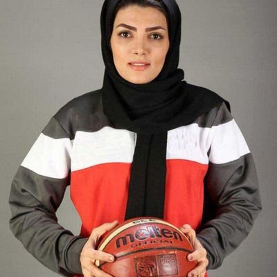 NaeimehZ's profile picture. 🏀