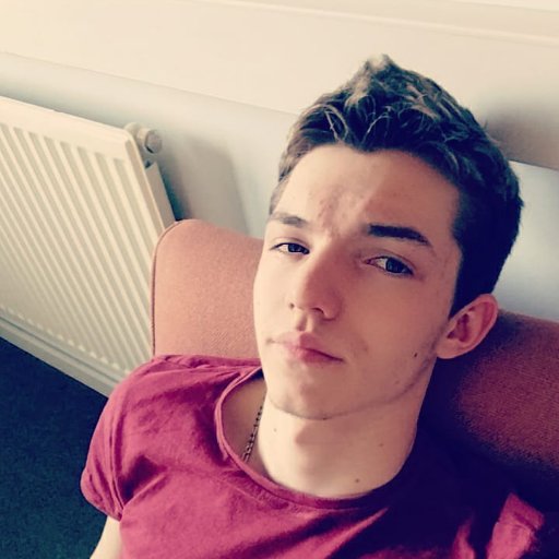 HristiyanAnev's profile picture. Everybody lies 😏