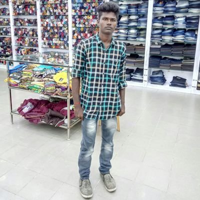 Vinothkumar8521's profile picture. 