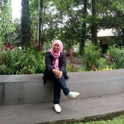 Disrini12's profile picture. Jika kamu ingin mengubah hidupmu, maka kamu harus memutuskan untuk melakukan bukan menunggu. Actions speak louder than words