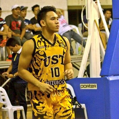 Official fanpage dedicated to Martin Arthur Romero. A former Green Archer and UST Growling Tiger #10.  
#GoUSTe 🐯💛