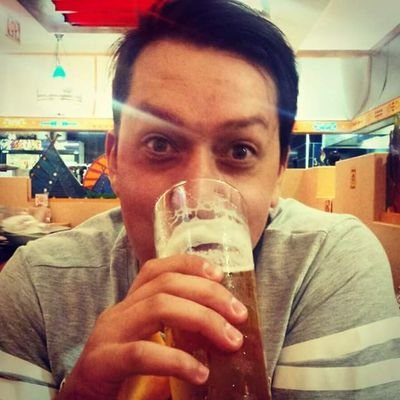 peter_pantz's profile picture. I wonder if life smokes after it fucks me..