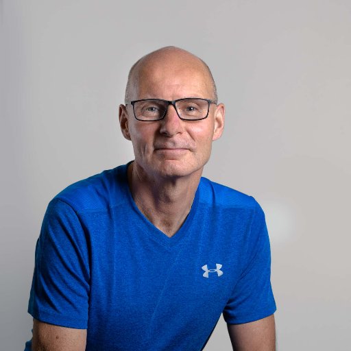 Ik ben hardloper en hardlooptrainer mijn passie is om hardlopen onder zoveel mogelijk belangstellenden onder de aandacht te brengen.