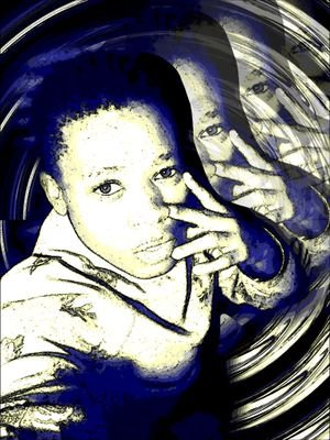 South Africa here I am, I'm a rapper wanna prosper✊✌