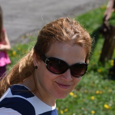 koperta_borcs's profile picture. Egyáltalán nem akarok az lenni, aki akkor voltam, amikor az akartam lenni, aki most vagyok.