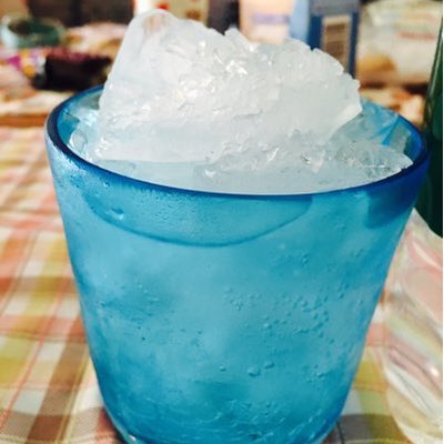 Rinayo ヴァセリンをまつげ美容液として使ってる方に気おつけてほしいのが まつげダニ ダニにとってヴァセリン 油の塊 は餌だからまつげ美容液として使ってるなら出来たらやめた方がいいと思う Lipsでヴァセリンをまつげ美容液として使う投稿見たら伝え