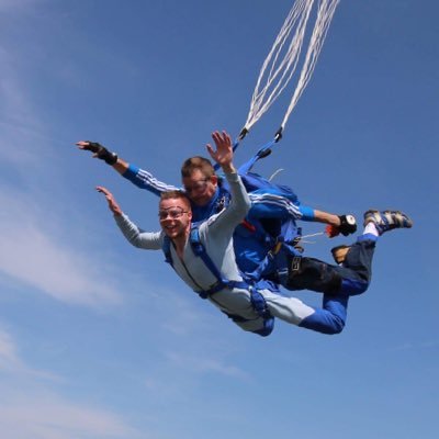 tac_gael's profile picture. Suivant comme on est tournée ça change tout !